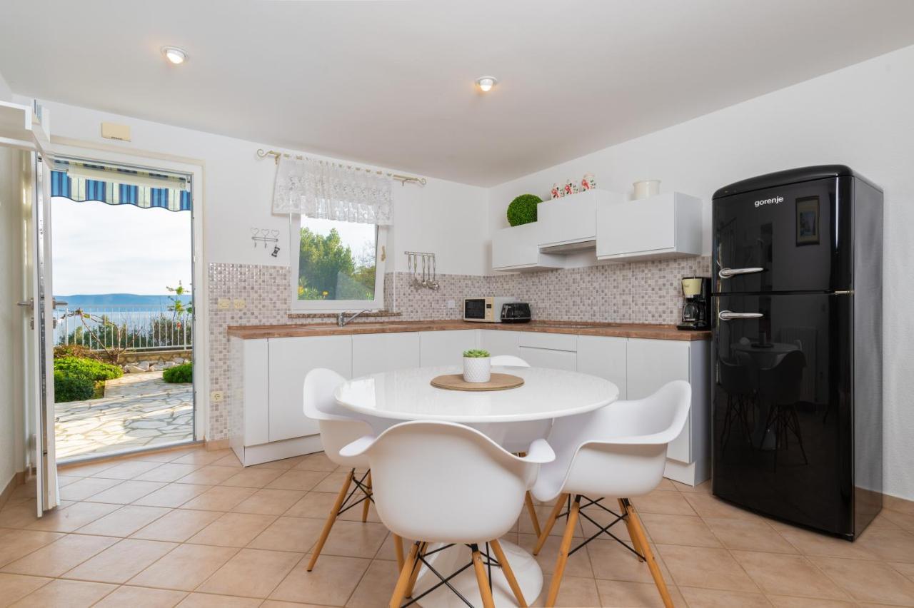 Villa Bella Vista - Apartments Лабин Экстерьер фото